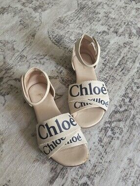 Chloe Girls Kids Leather Sandals Blush Cream Logo Straps Size 32 / 1